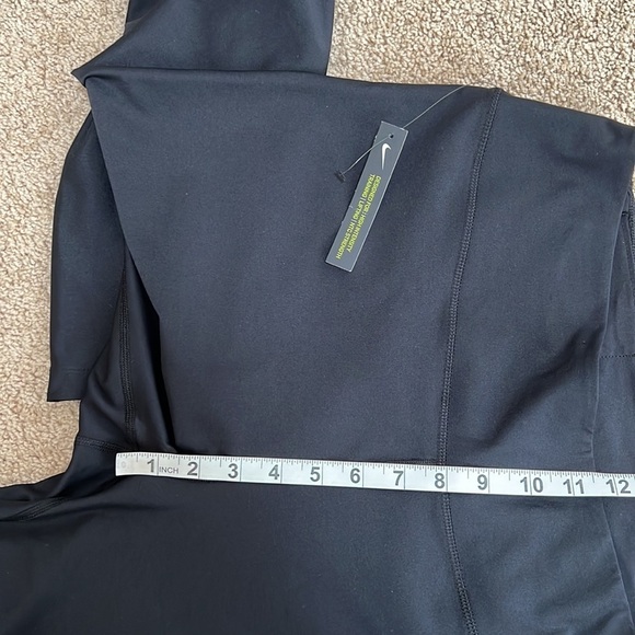 New! NIKE Size 1X black trouser pants designed for high intensity training - Picture 7 of 8